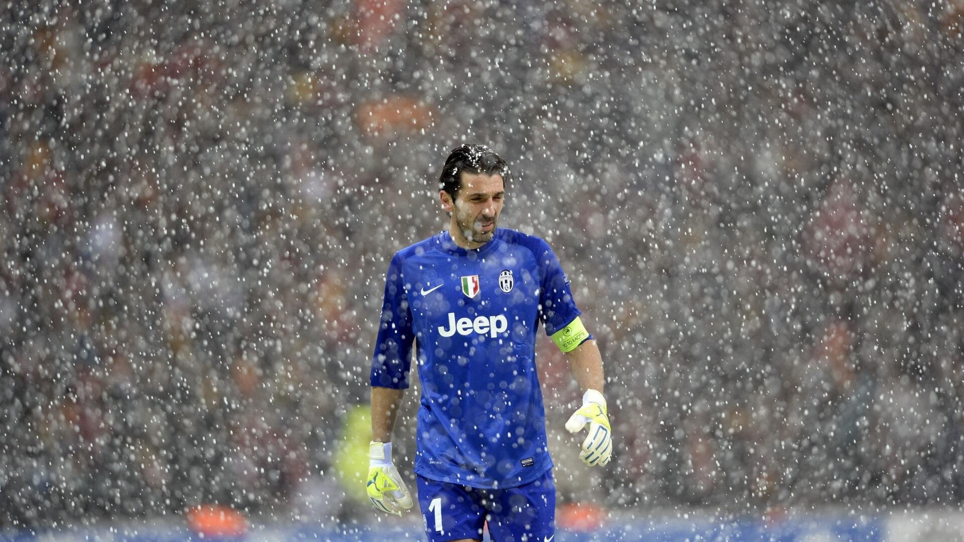 锐不可当引发热议！字母哥在塞尔维亚队比赛中出色发挥比赛高潮迭起